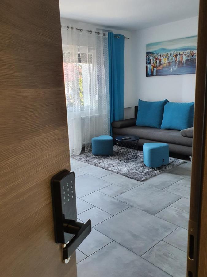Royal Palace Apartment